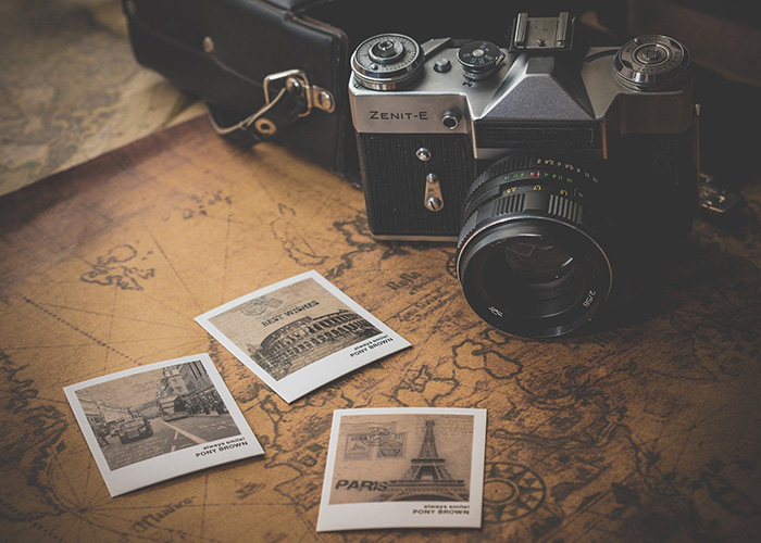 Camera with pics